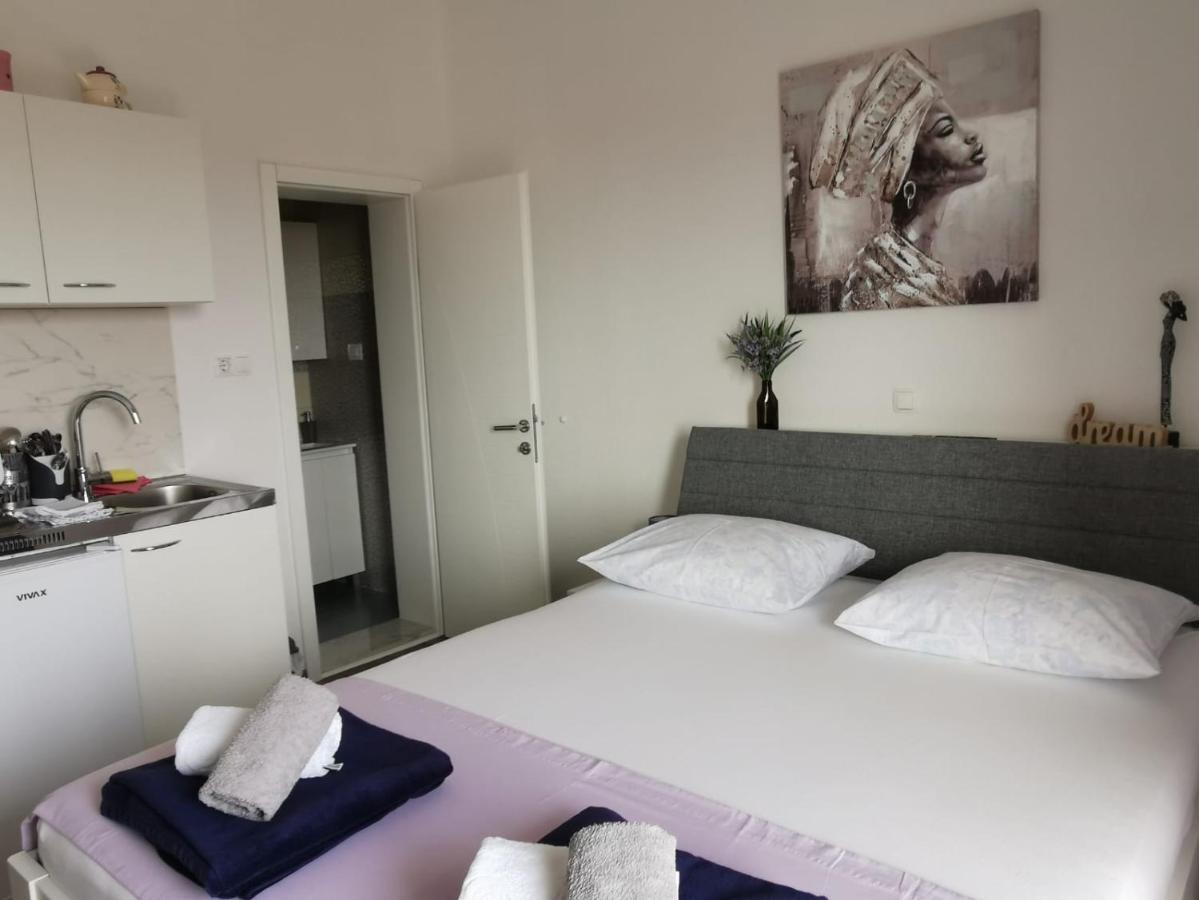 M&M'S- Lovely Apartments Baska Voda Luaran gambar